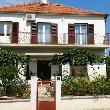 Ivorena Biograd na Moru